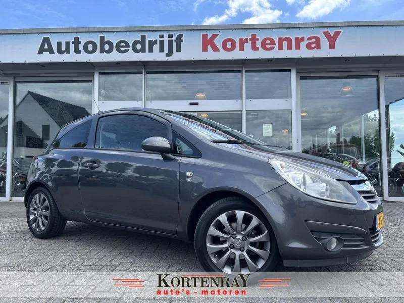 Opel Corsa (2011) — foto 1