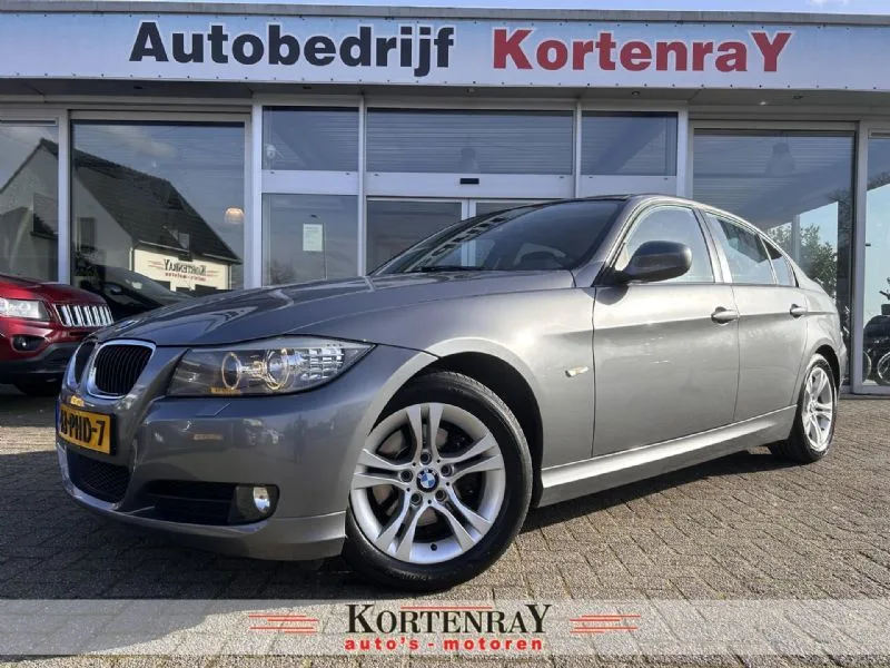 BMW 3-Serie (2011) — foto 1
