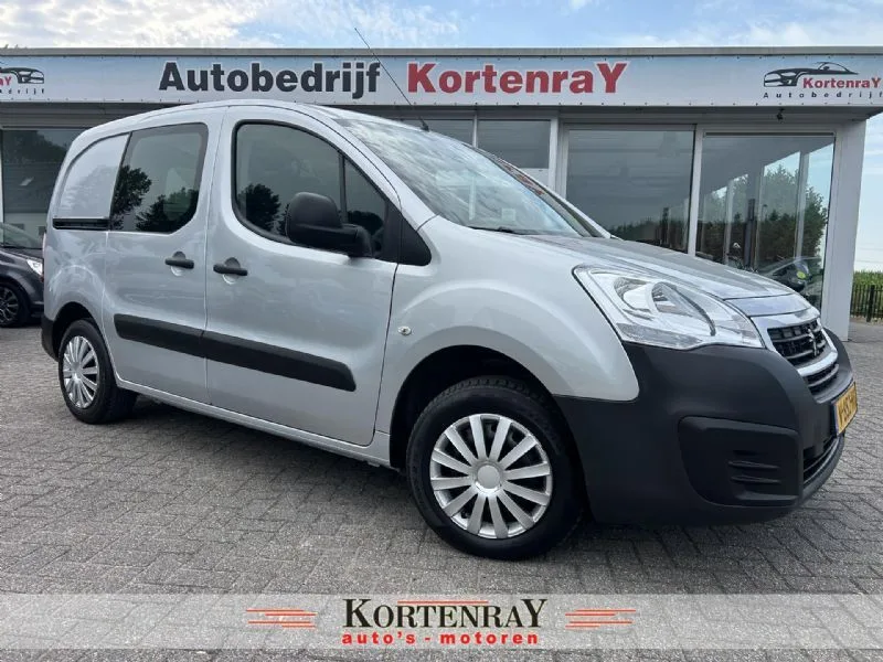 Peugeot Partner (2017) — foto 1