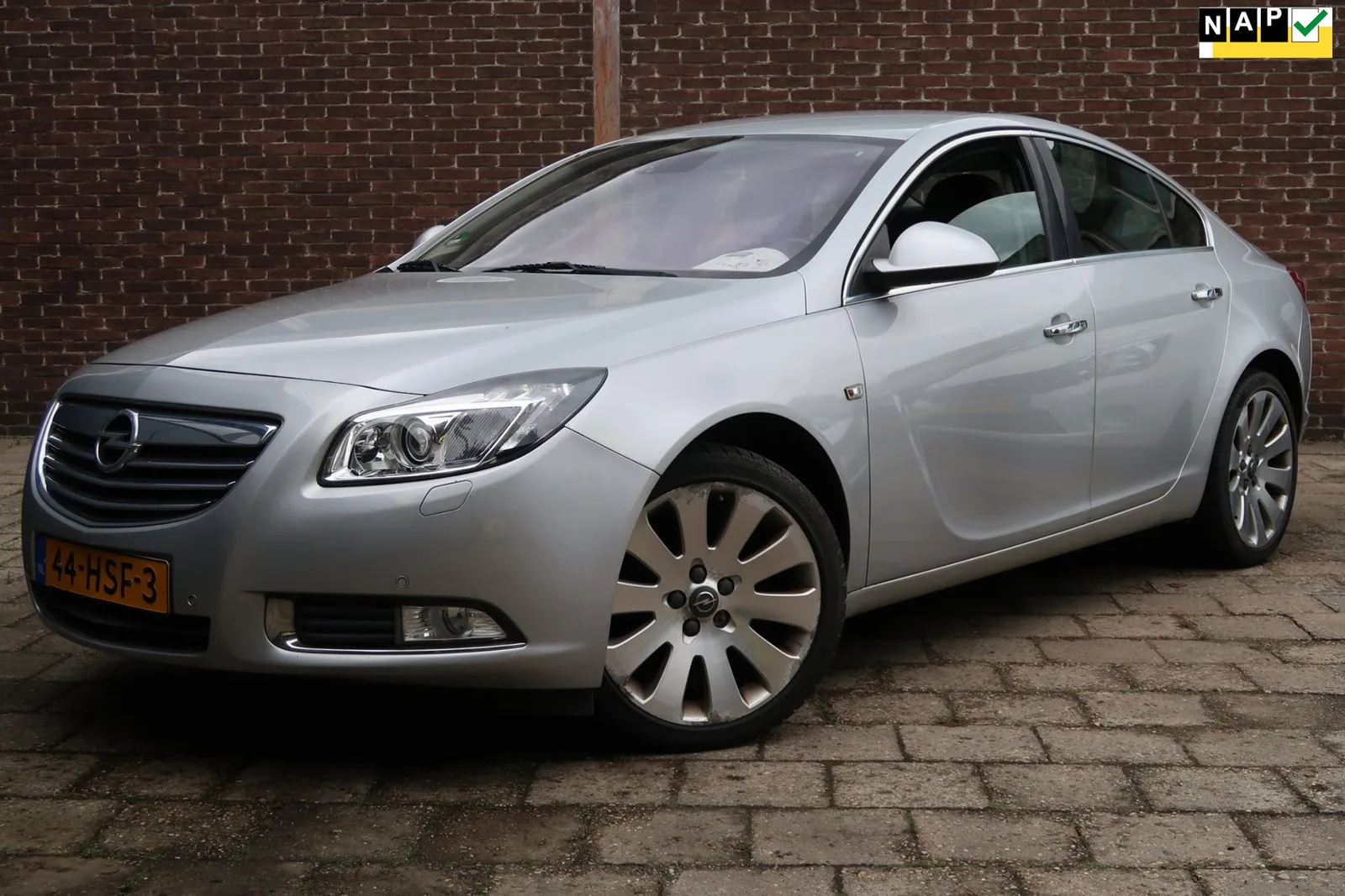 Opel Insignia (2009) — foto 1