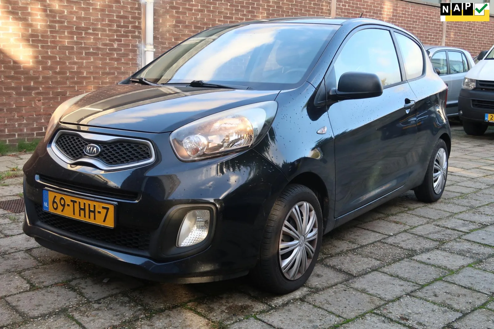Kia Picanto (2012) — foto 1