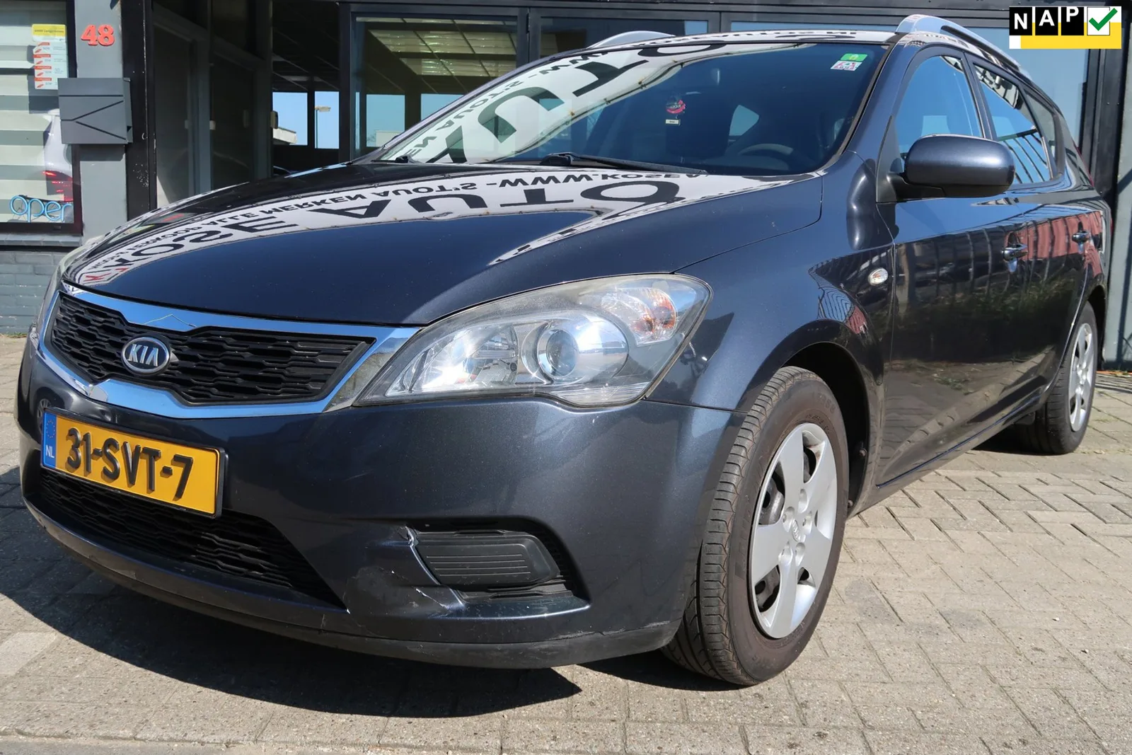 Kia Ceed (2011) — foto 1