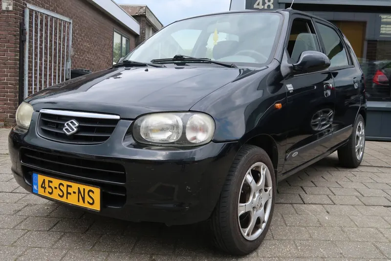 Suzuki Alto (2005)