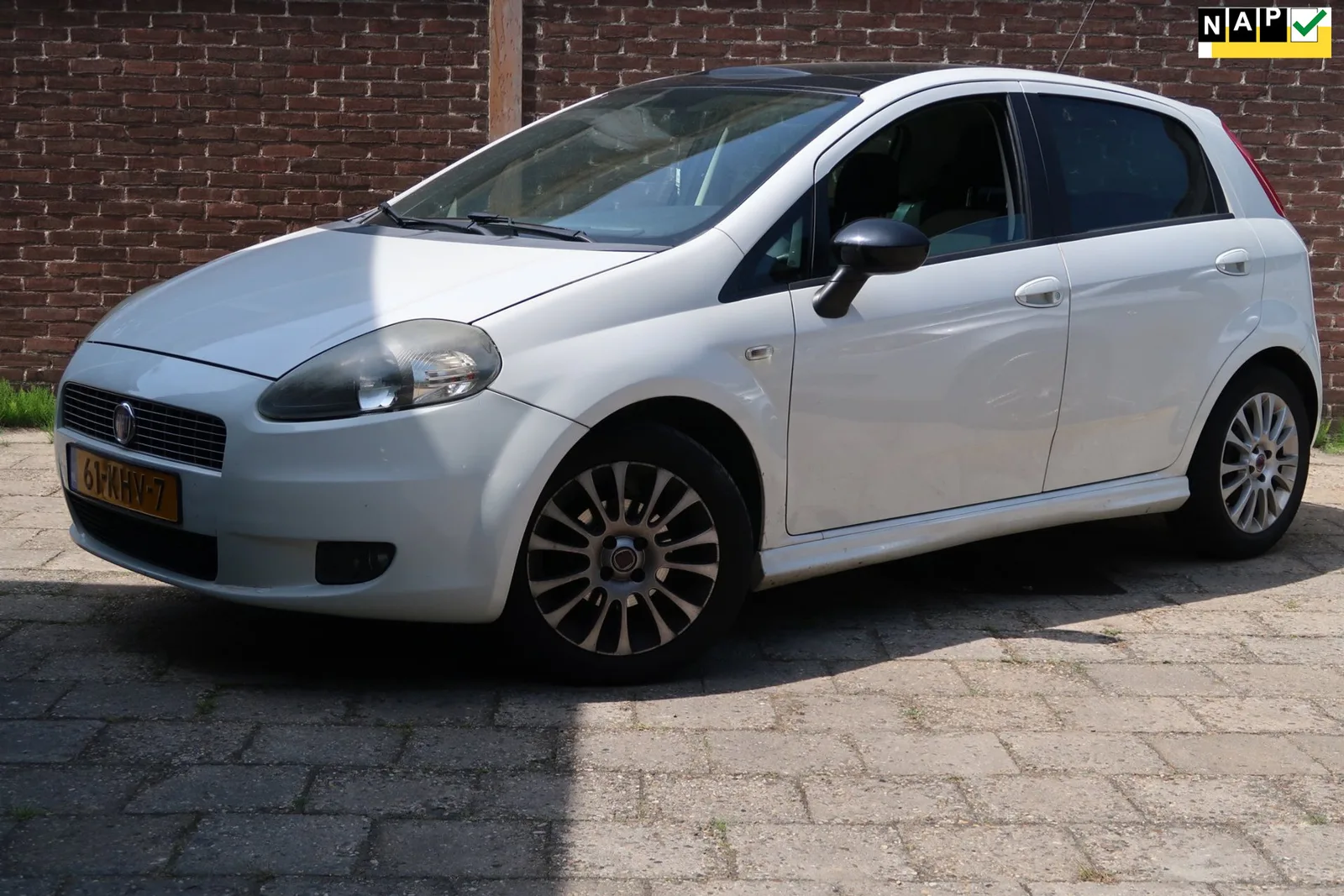 Fiat Grande Punto (2009) — foto 1
