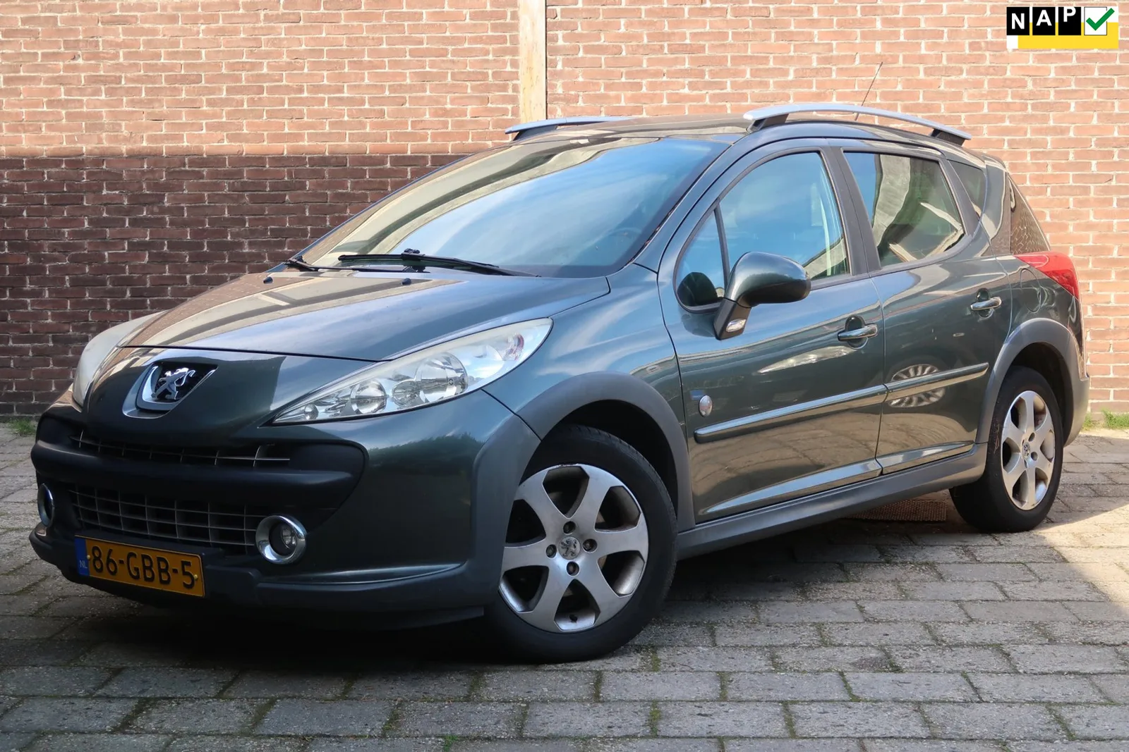 Peugeot 207 (2008) — foto 1