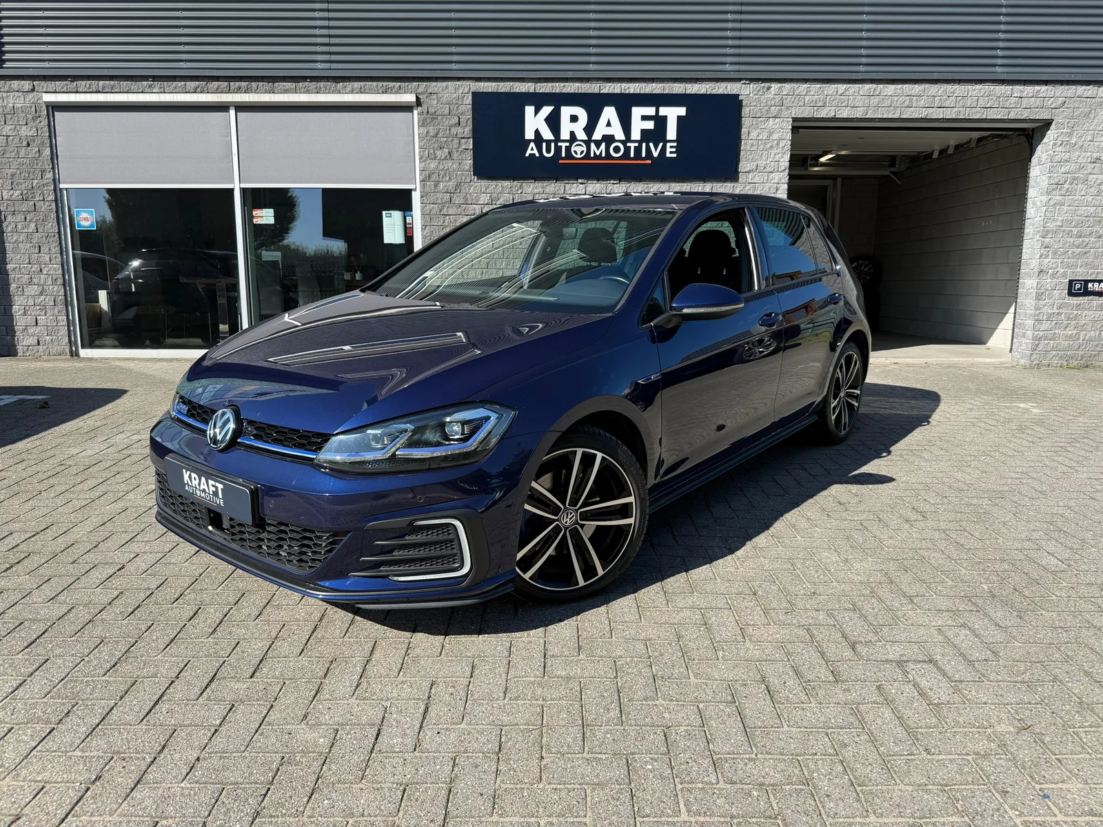 Volkswagen Golf (2017) — foto 1