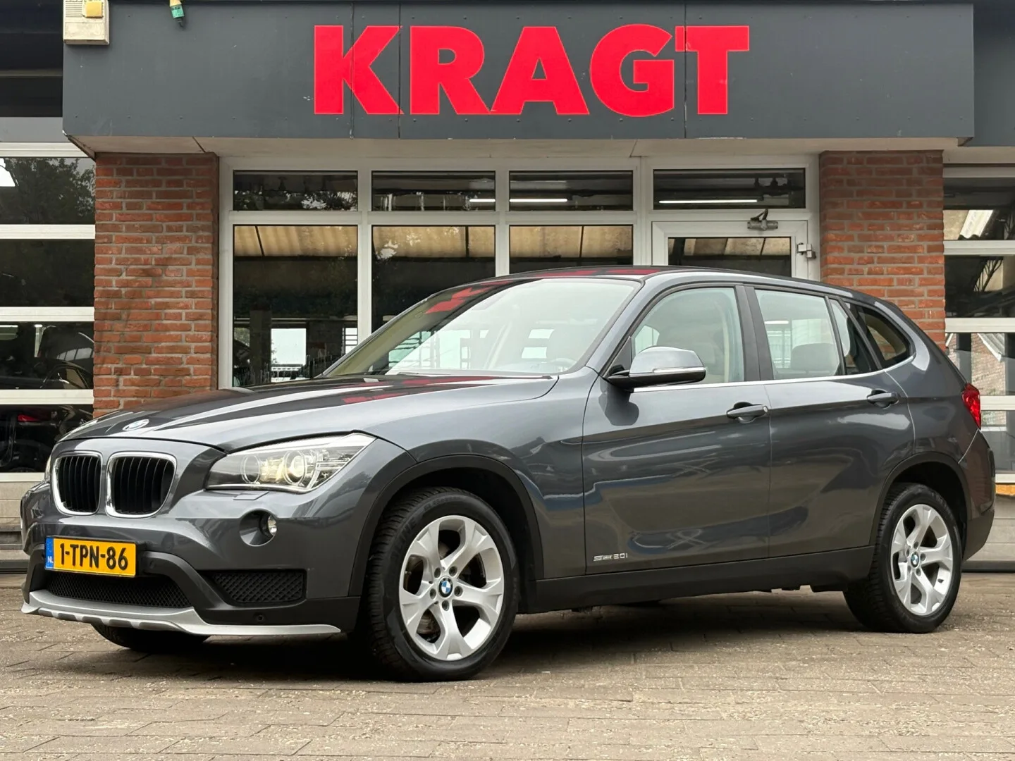 BMW X1 (2014) — foto 1