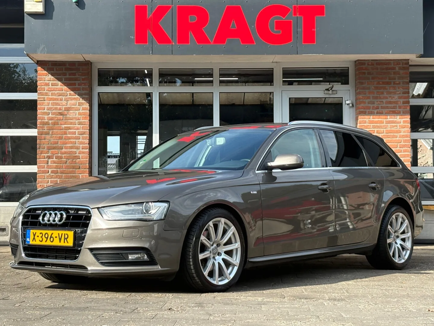 Audi A4 (2013) — foto 1