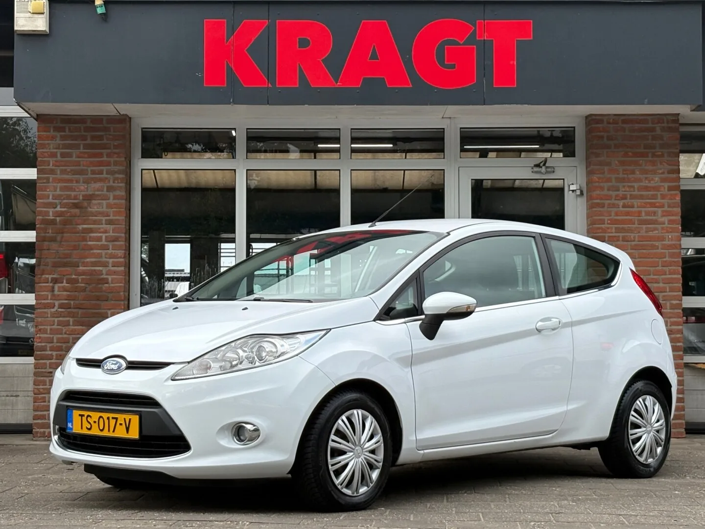 Ford Fiesta (2010) — foto 1
