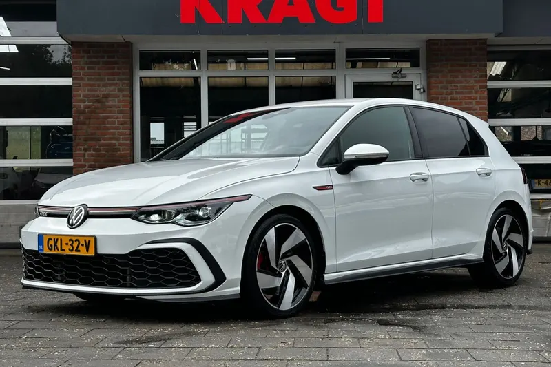 Volkswagen Golf (2021)
