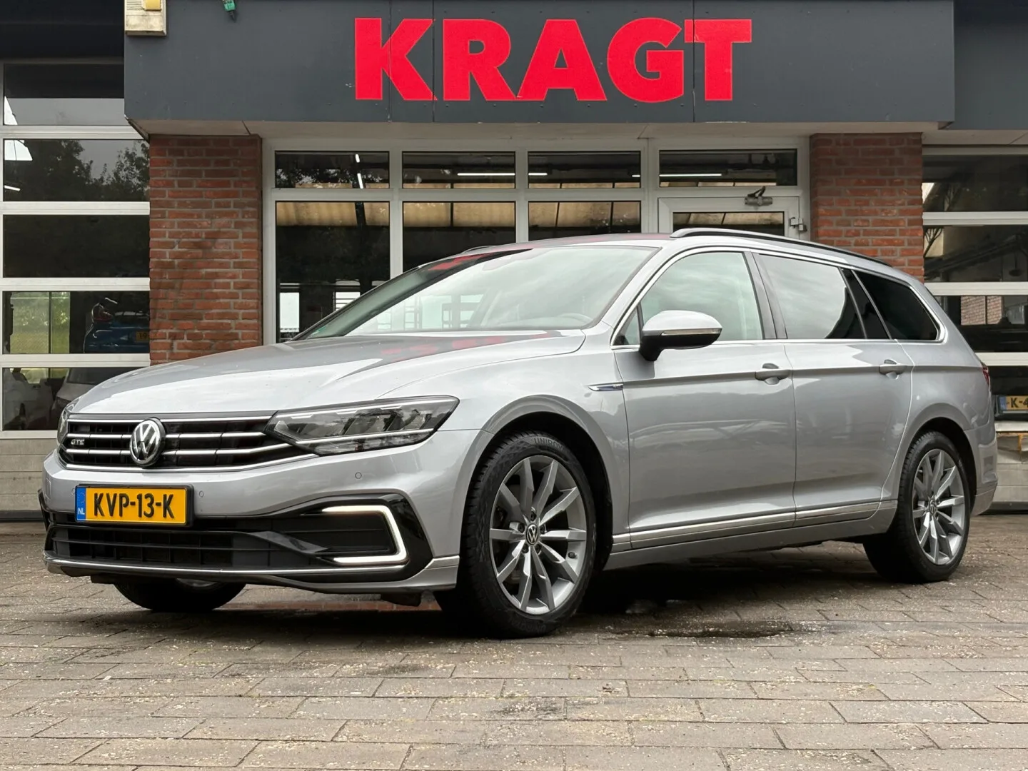 Volkswagen Passat (2020) — foto 1