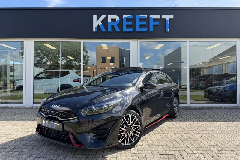 Kia ProCeed (2023)