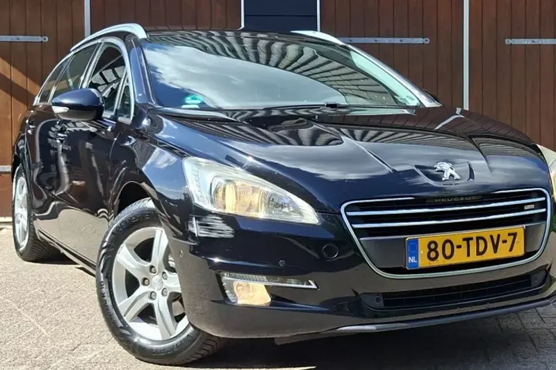 Peugeot 508 (2012)