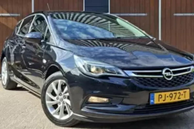 Opel Astra (2017)