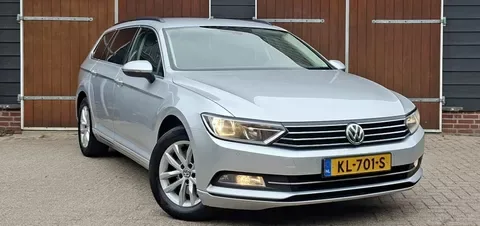 Volkswagen Passat (2015) — foto 1