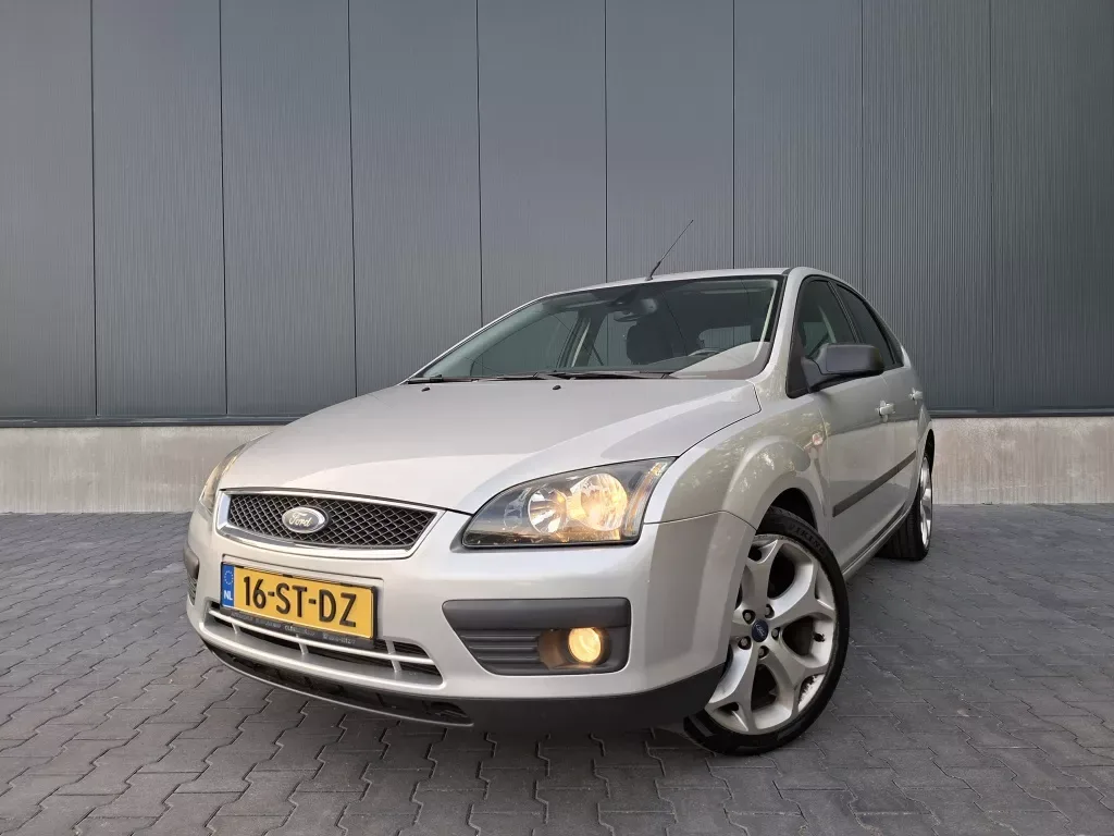 Ford Focus (2006) — foto 1