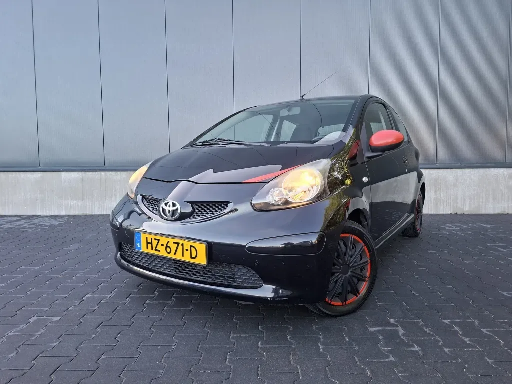 Toyota Aygo (2007) — foto 1