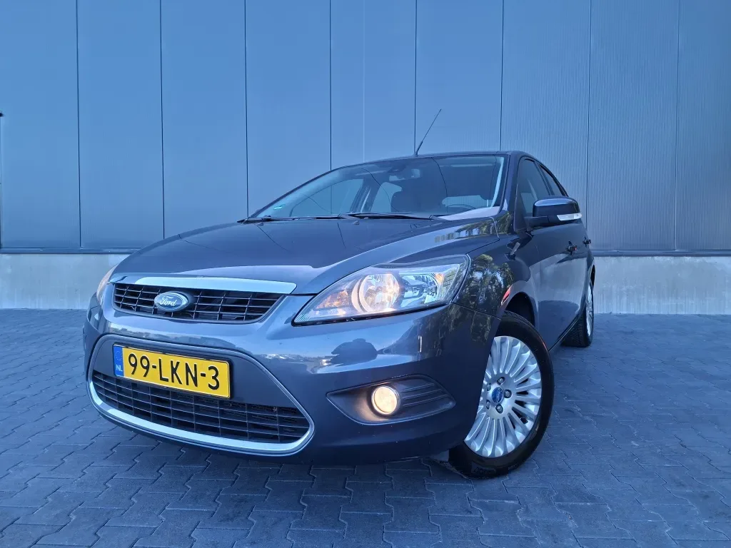 Ford Focus (2010) — foto 1