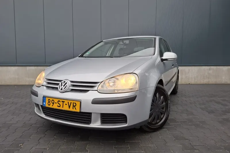 Volkswagen Golf (2006)