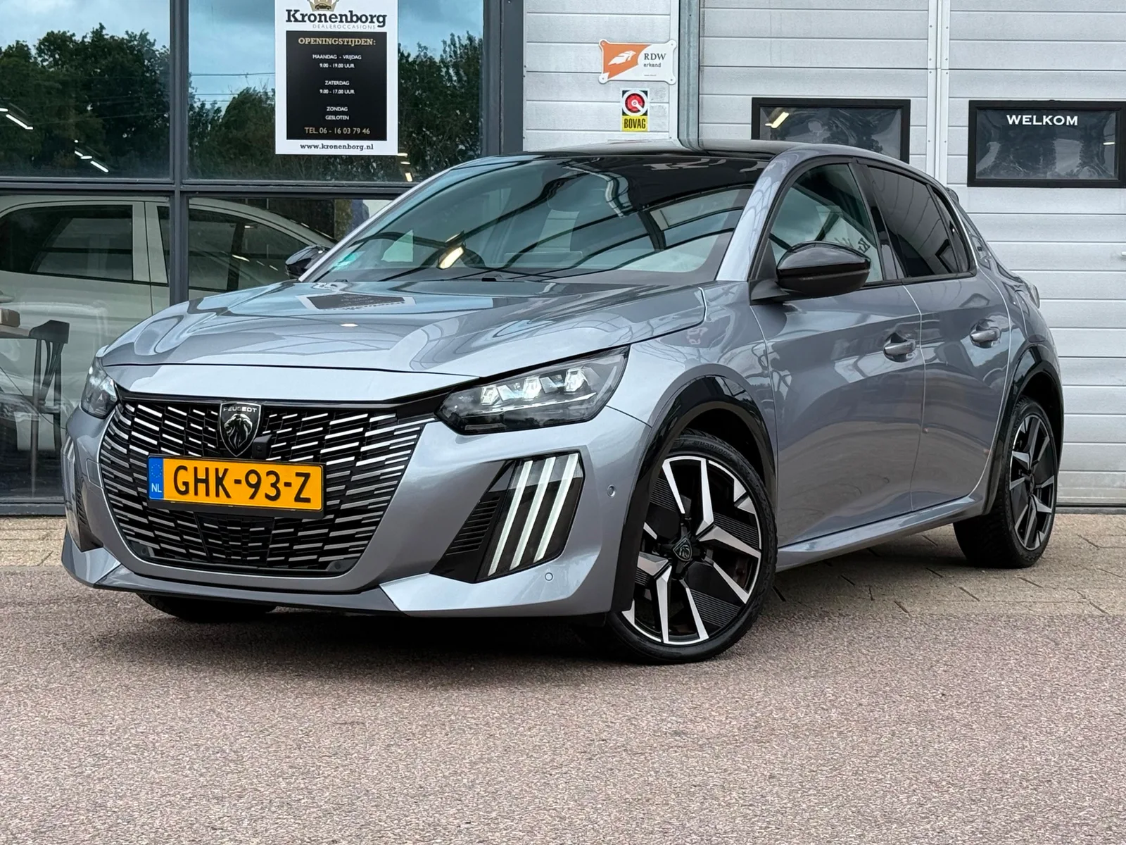 Peugeot 208 (2024) — foto 1