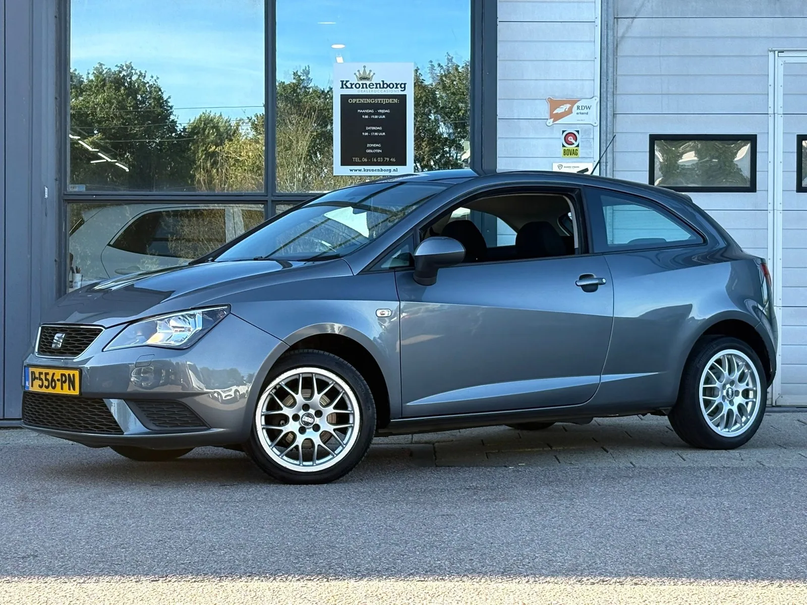 SEAT Ibiza (2014) — foto 1
