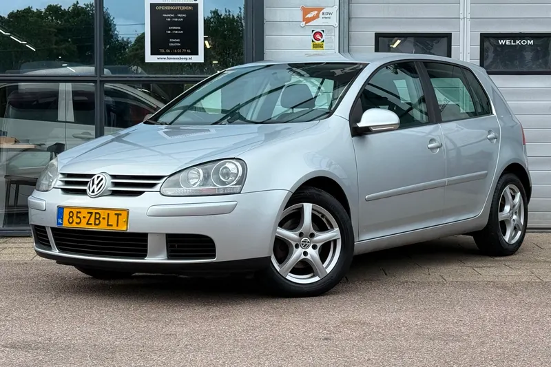 Volkswagen Golf (2008)