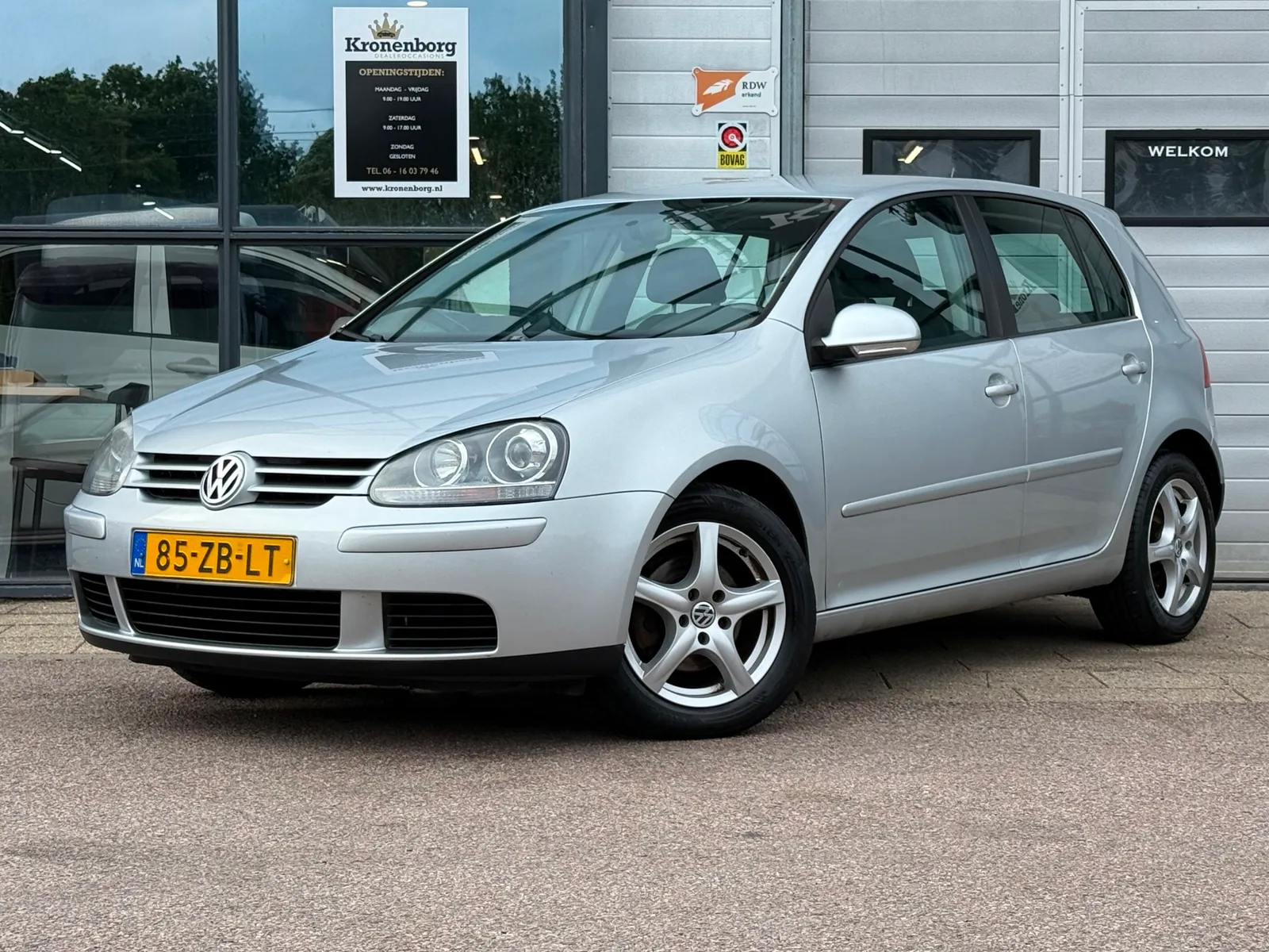 Volkswagen Golf (2008) — foto 1