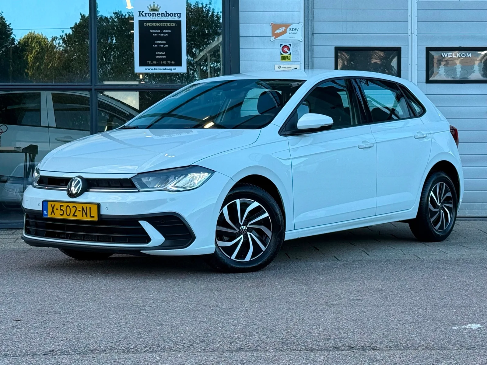 Volkswagen Polo (2024) — foto 1