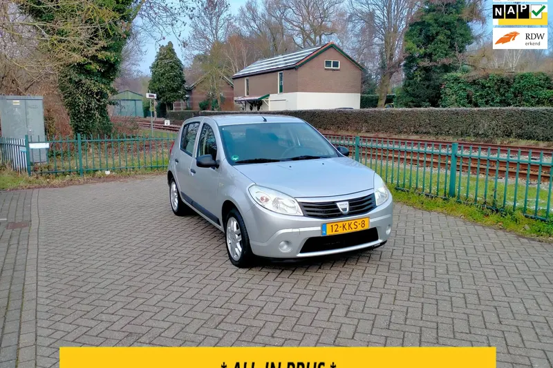 Dacia Sandero (2010)
