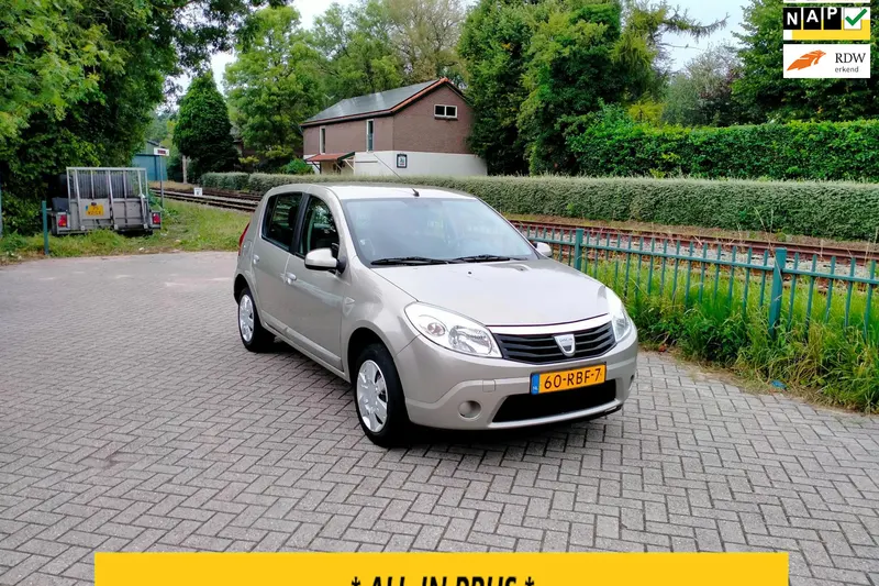 Dacia Sandero (2011)