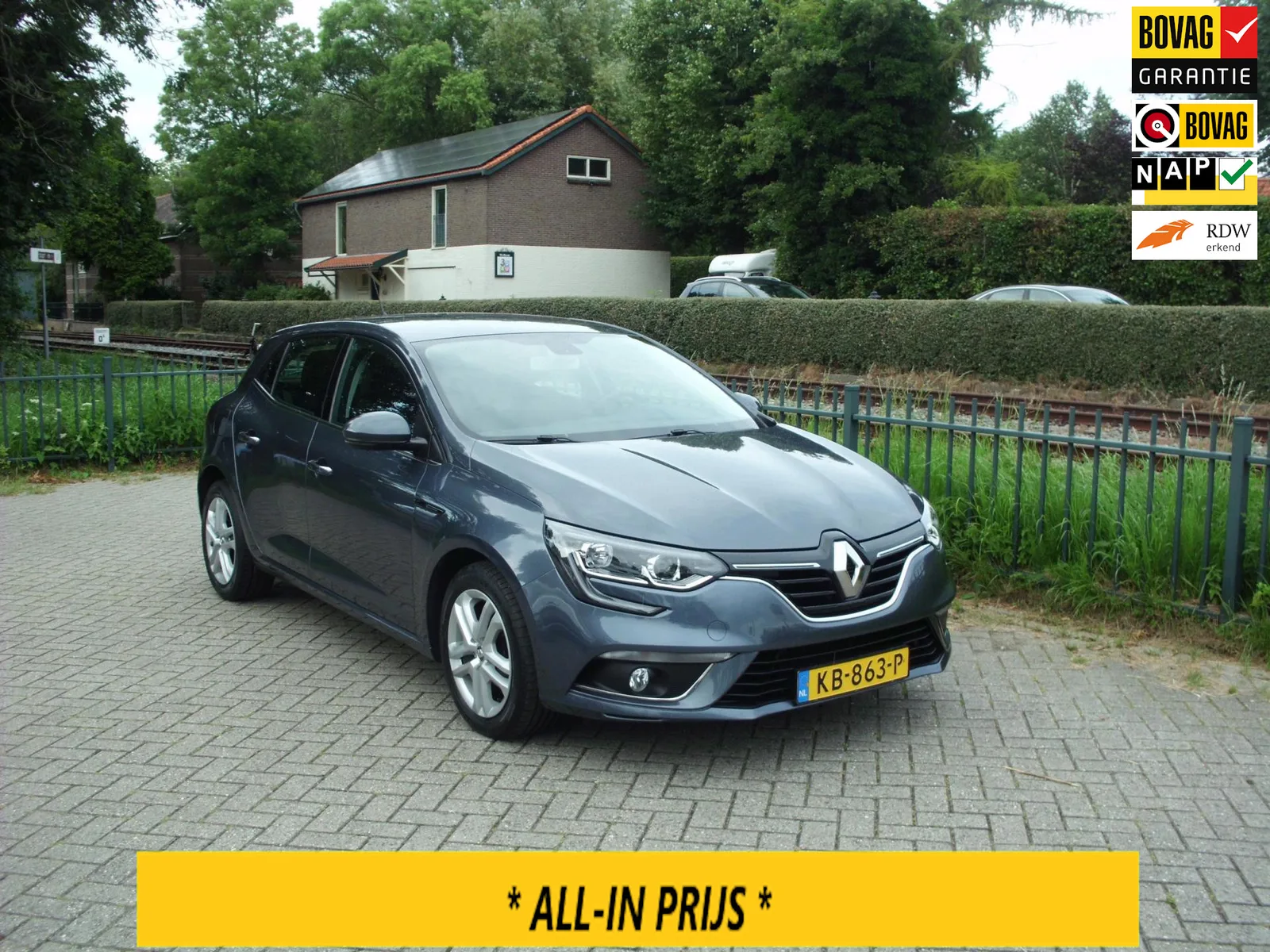 Renault Mégane (2016) — foto 1