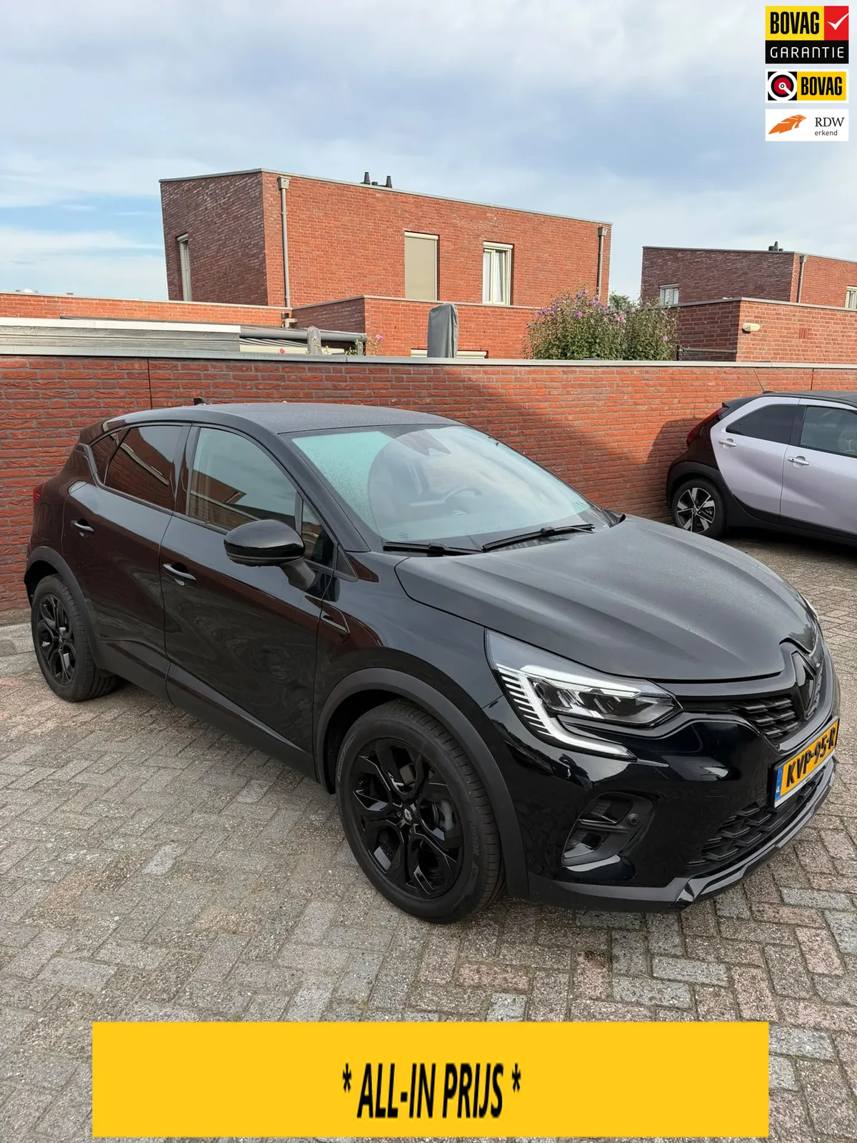 Renault Captur (2022) — foto 1