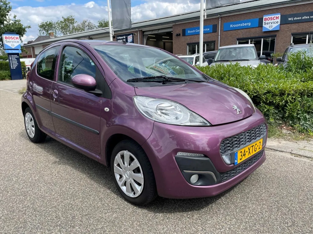 Peugeot 107 (2012) — foto 1