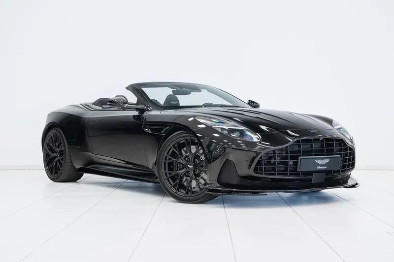 Aston Martin DB12 Volante (2025)