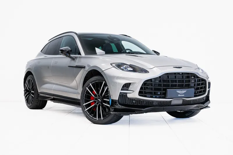 Aston Martin DBX (2024)