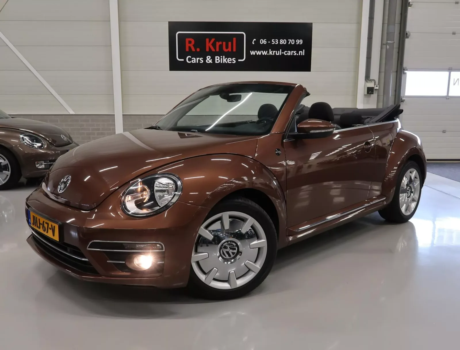 Volkswagen Beetle (2018) — foto 1