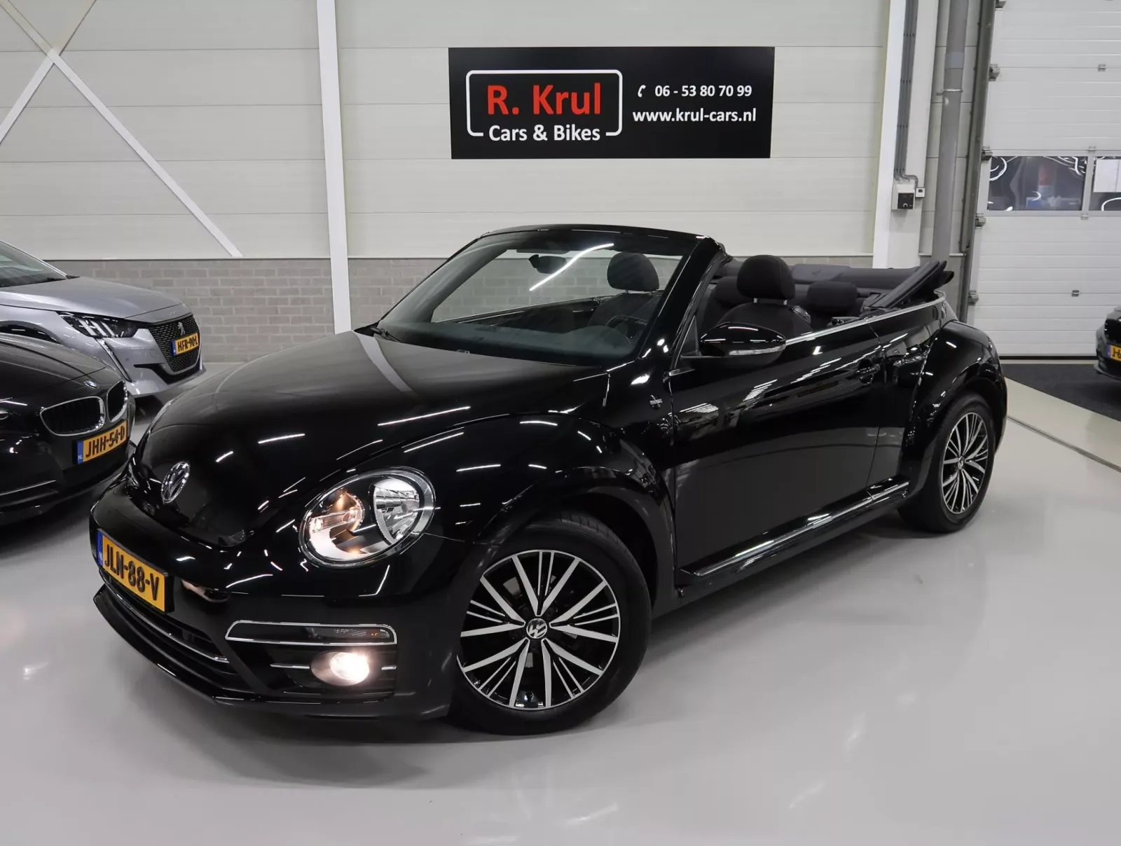 Volkswagen Beetle (2017) — foto 1