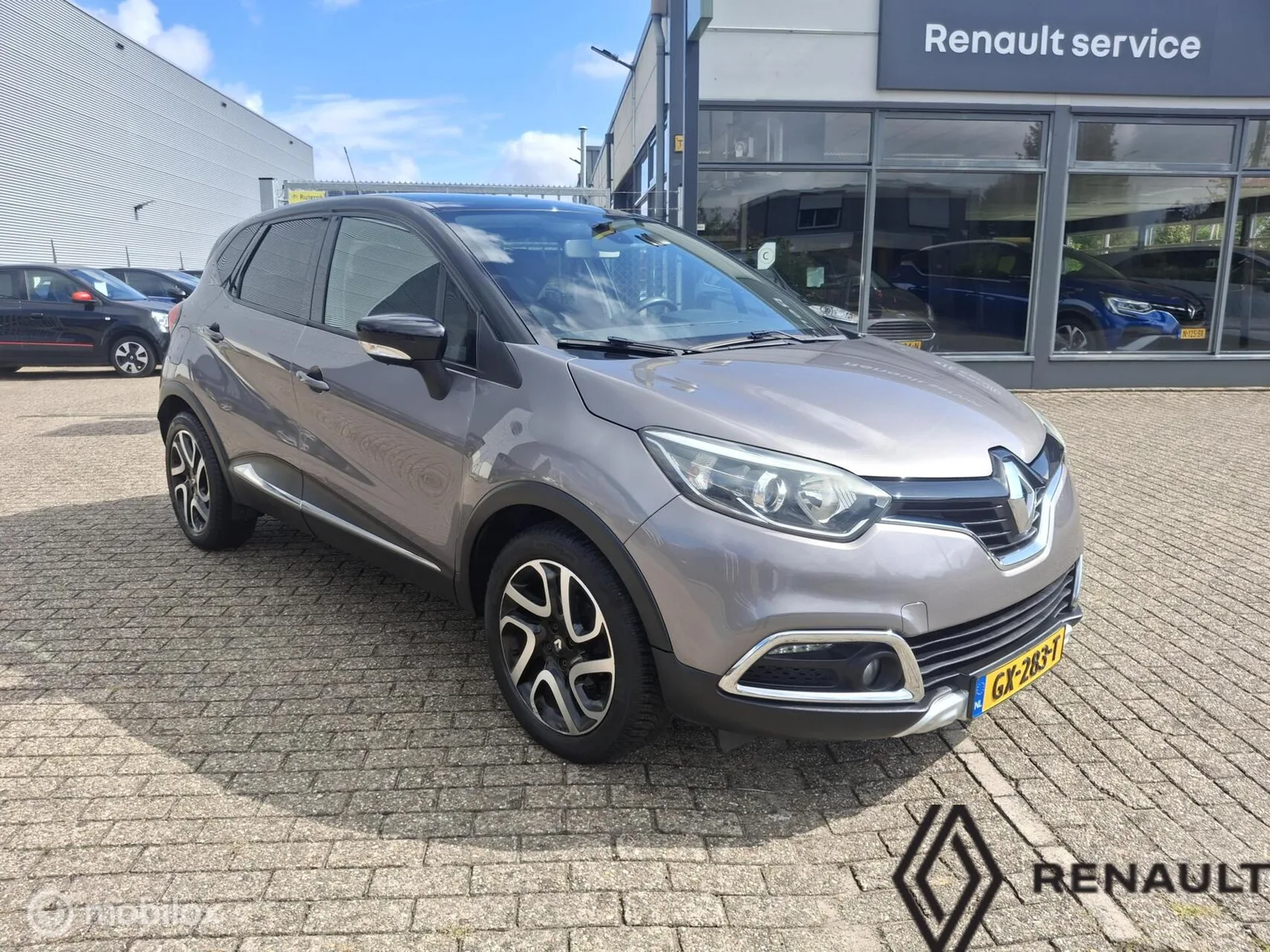 Renault Captur (2015) — foto 1