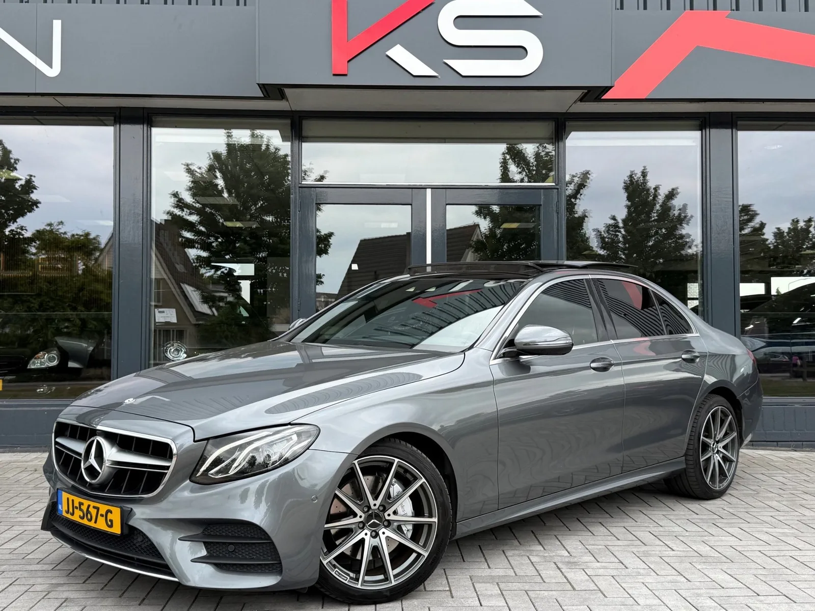 Mercedes-Benz E-Klasse (2016) — foto 1