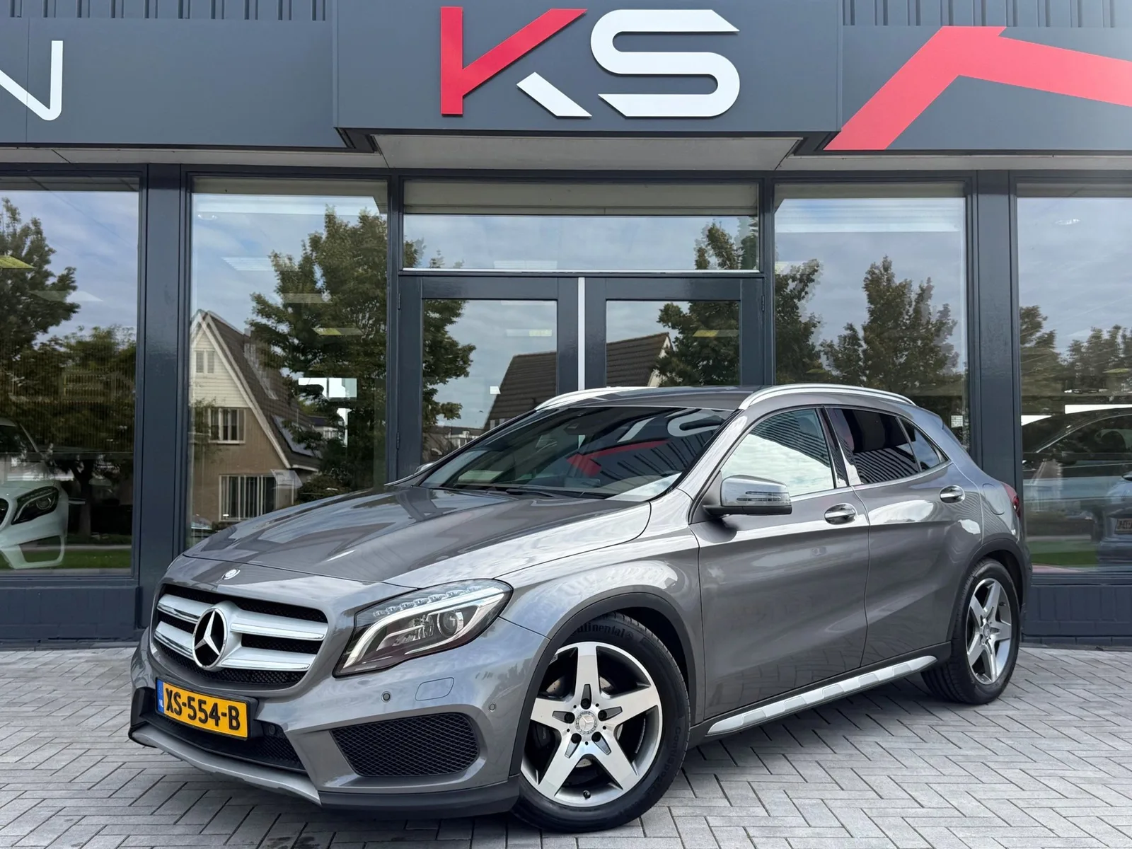 Mercedes-Benz GLA-Klasse (2015) — foto 1