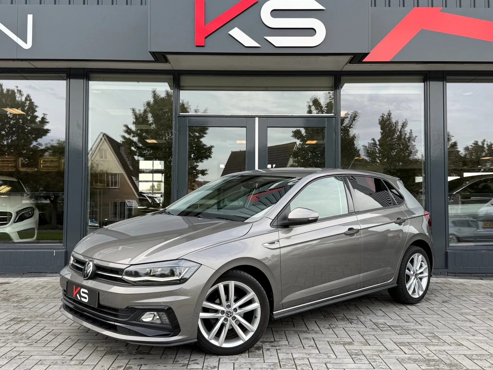 Volkswagen Polo (0) — foto 1