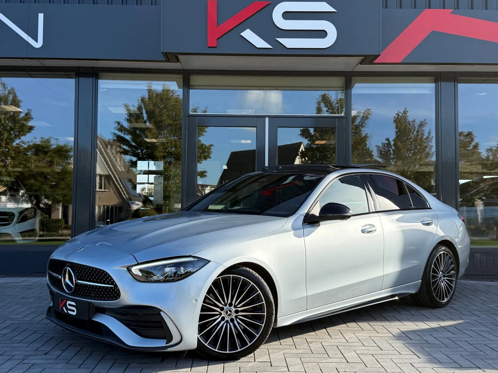 Mercedes-Benz C-Klasse (2024) — foto 1