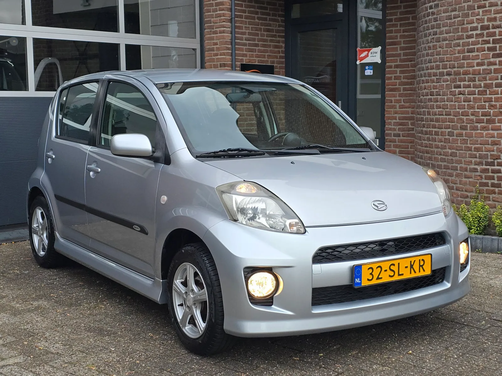 Daihatsu Sirion (2006) — foto 1