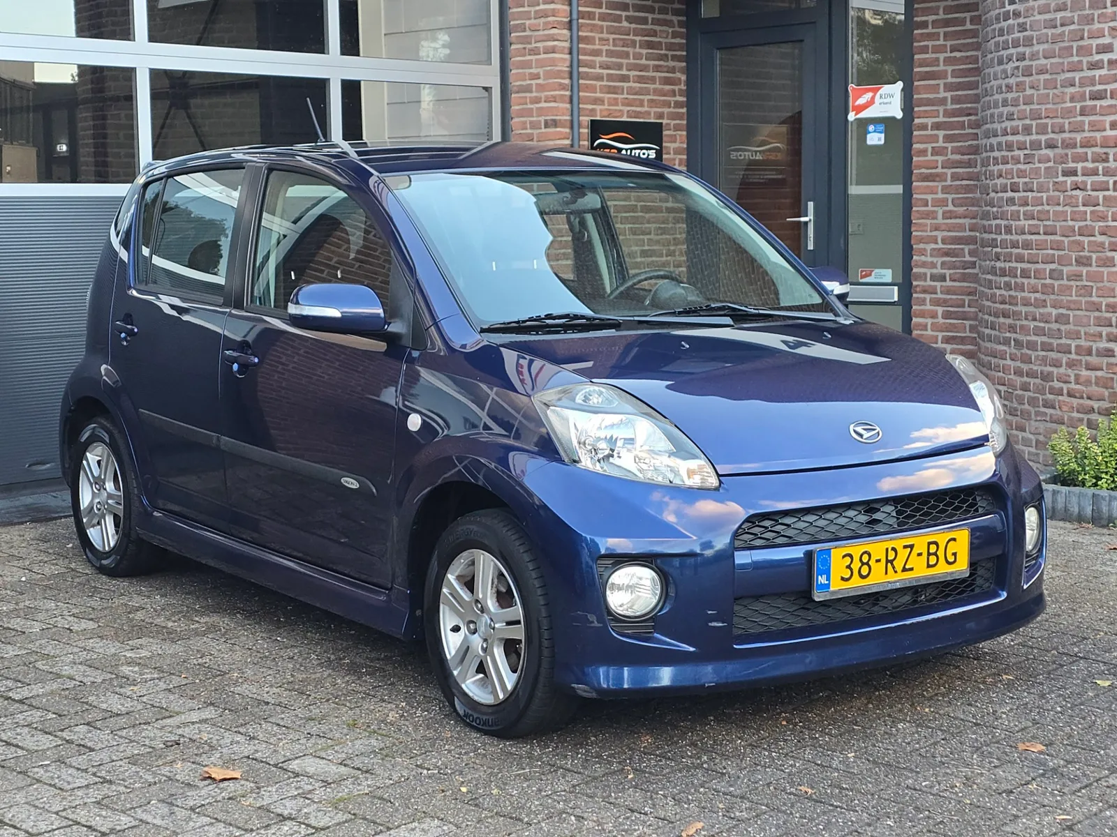 Daihatsu Sirion (2005) — foto 1