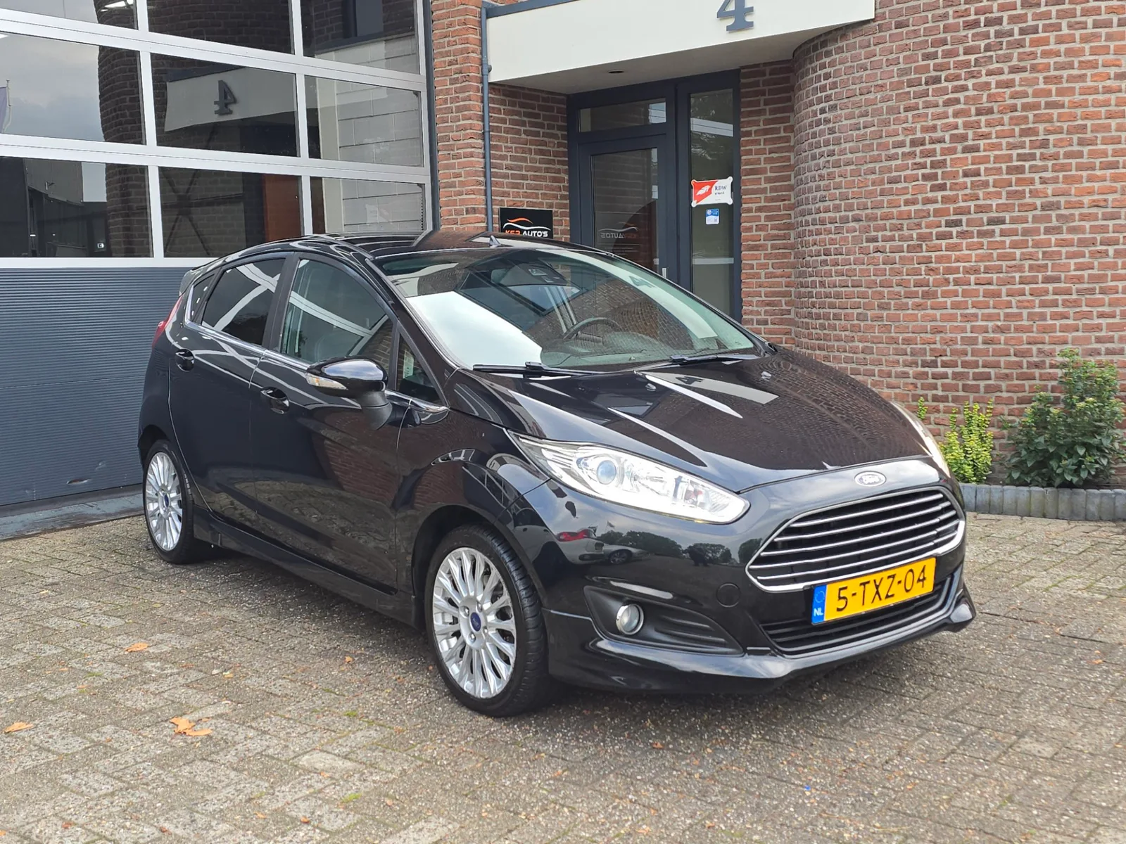 Ford Fiesta (2014) — foto 1