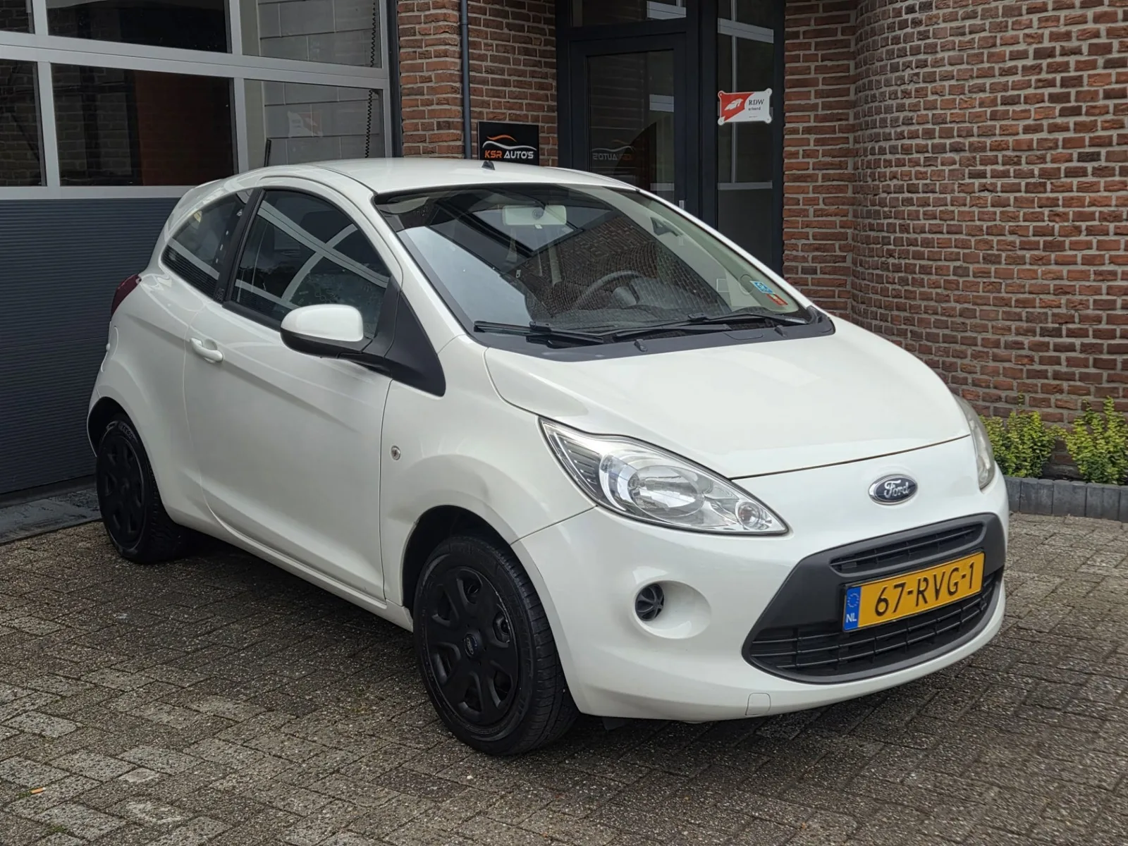 Ford Ka (2011) — foto 1