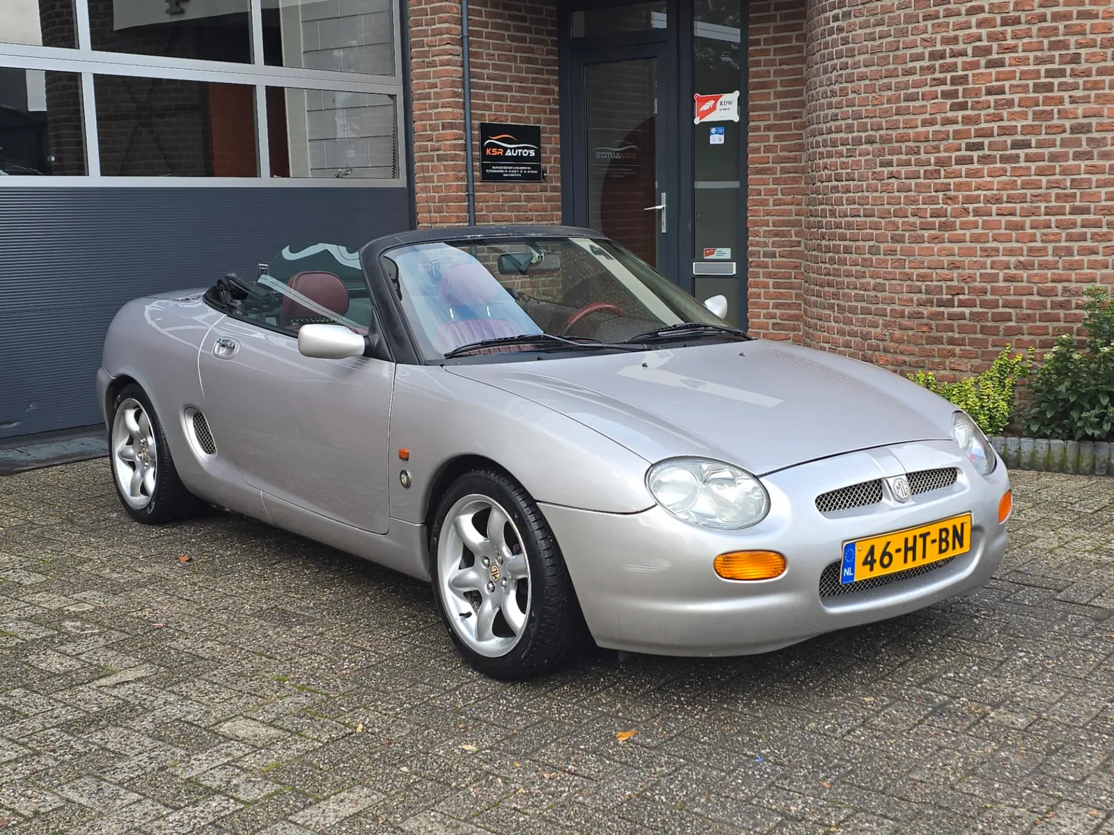 MG F (2000) — foto 1