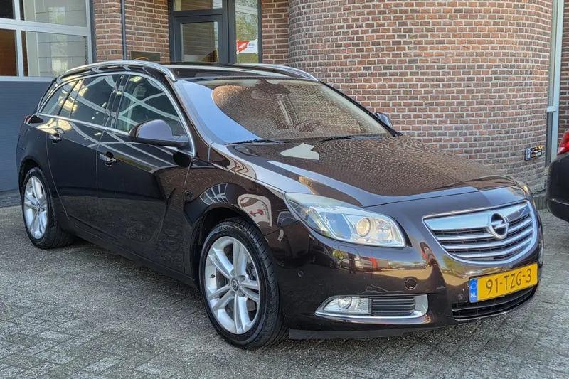 Opel Insignia (2012)