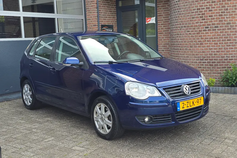 Volkswagen Polo (2008)