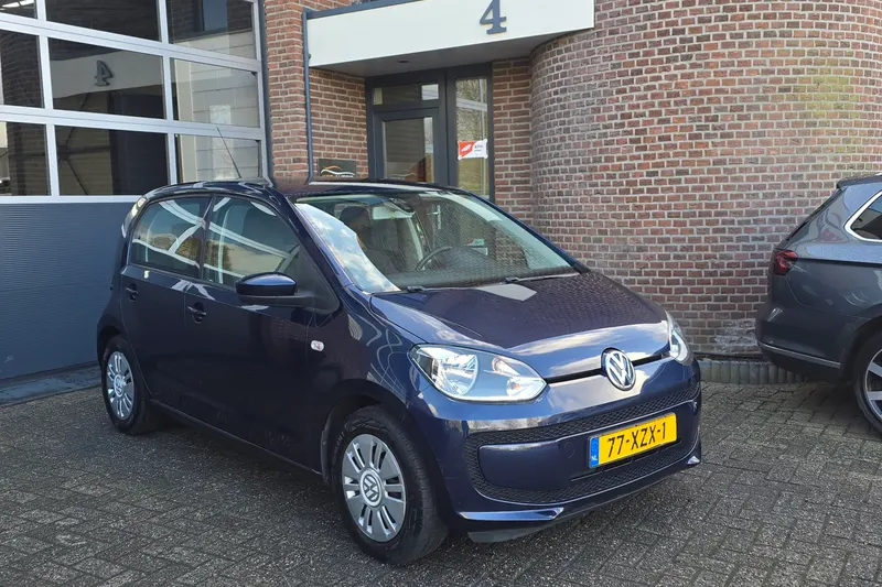 Volkswagen Up! (2012)